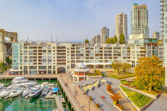 Más detalles para 1012 Beach Av, Vancouver, BC - Edificios residenciales en venta