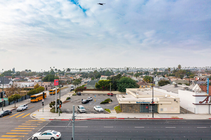 5471 Crenshaw Blvd, Los Angeles, CA en alquiler - Foto del edificio - Imagen 2 de 6