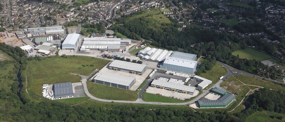 Graphite Way, Glossop en venta - Vista aérea - Imagen 2 de 3