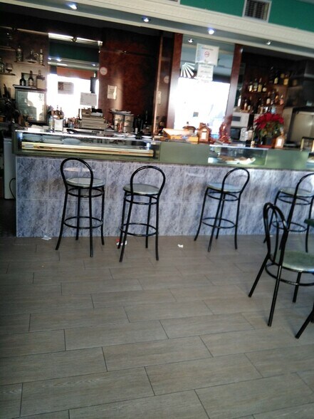 Local en Salamanca en alquiler - Foto del edificio - Imagen 2 de 4