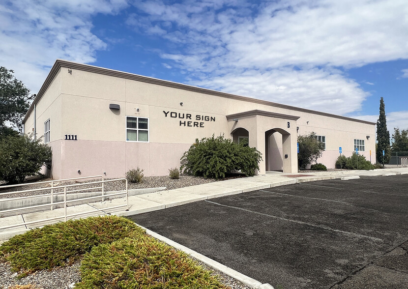 1111 Menaul Blvd, Albuquerque, NM en alquiler - Foto del edificio - Imagen 1 de 8