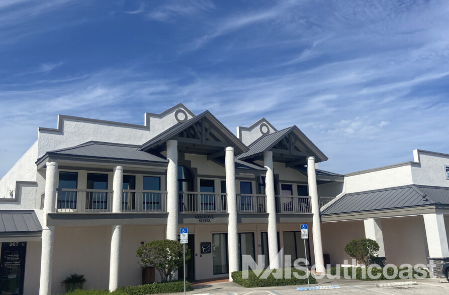 957-975 SE Federal Hwy, Stuart, FL en alquiler - Foto del edificio - Imagen 1 de 7