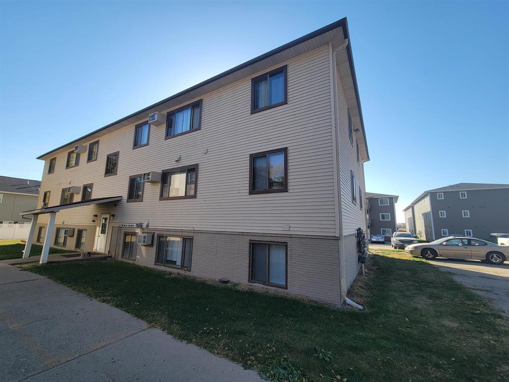 1000-1008 Crawford Rd S, Vermillion, SD en venta Foto del edificio- Imagen 1 de 13