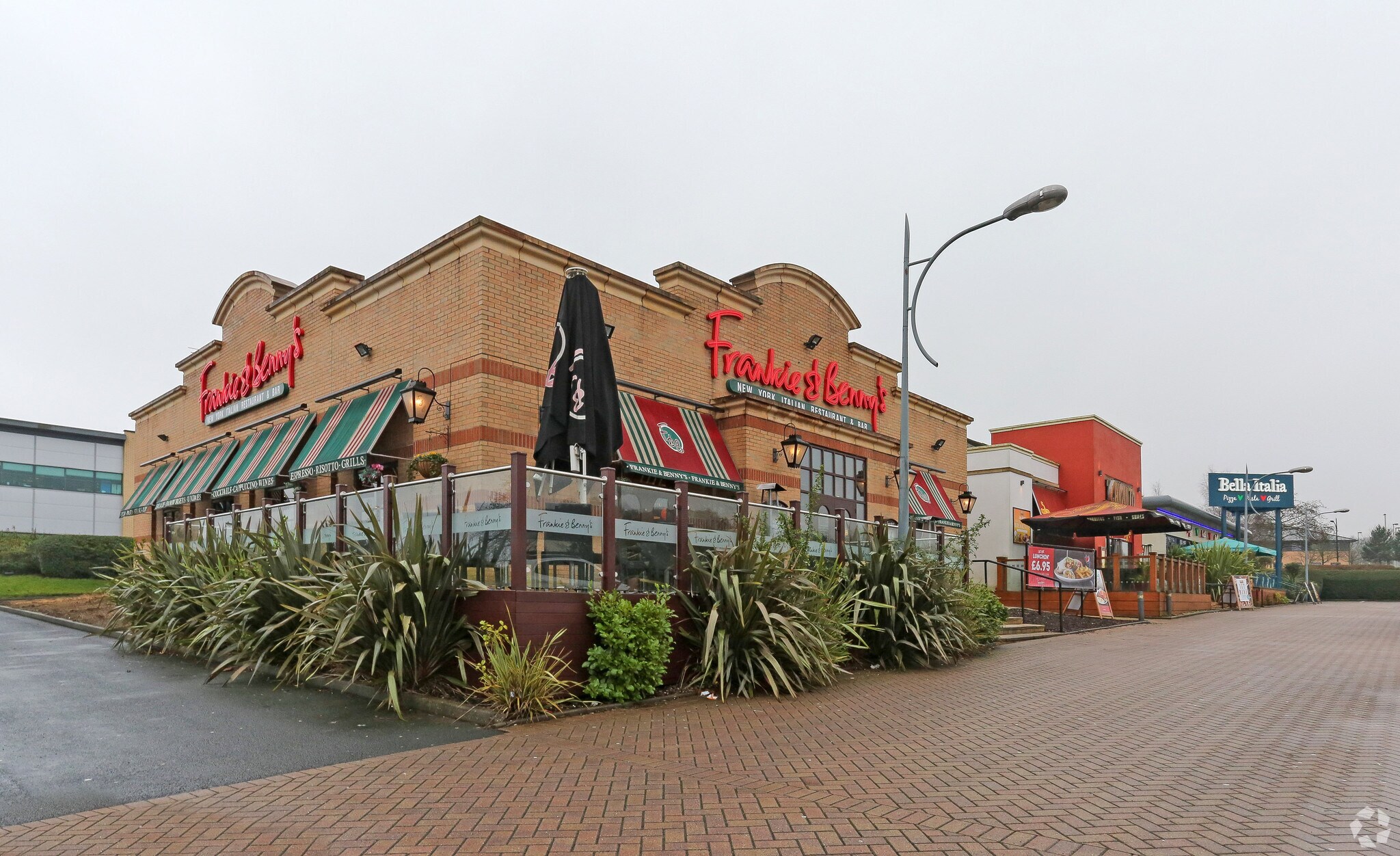 Castlegate Way, Dudley en alquiler Foto principal- Imagen 1 de 4