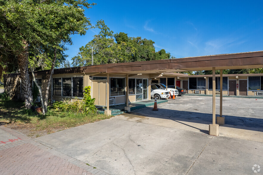 421 E Kennedy Blvd, Eatonville, FL en venta - Foto del edificio - Imagen 3 de 4