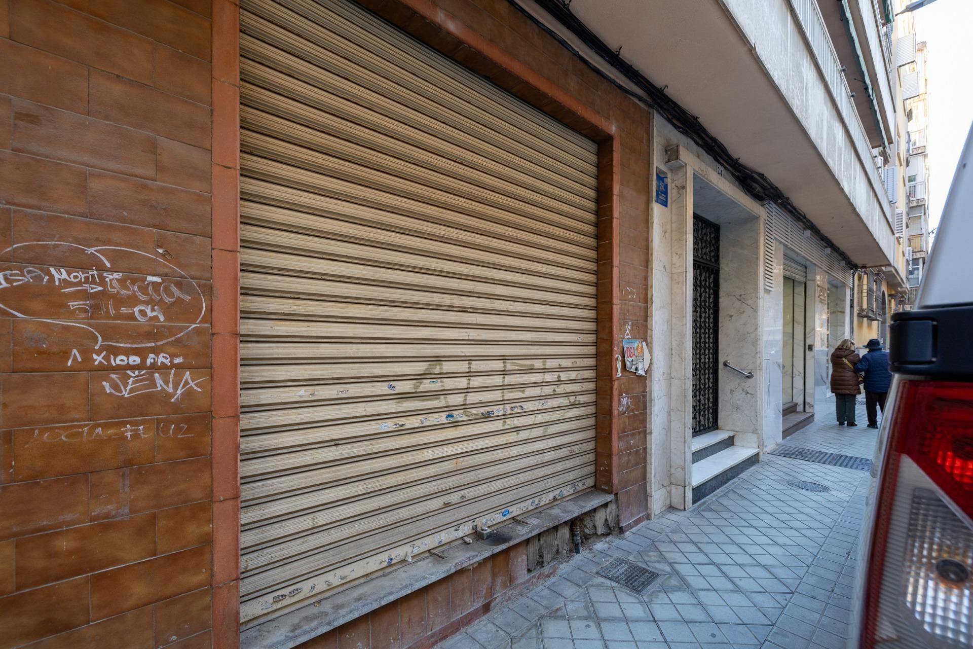 Calle Conde Cifuentes, Granada, Granada en venta Foto del edificio- Imagen 1 de 12