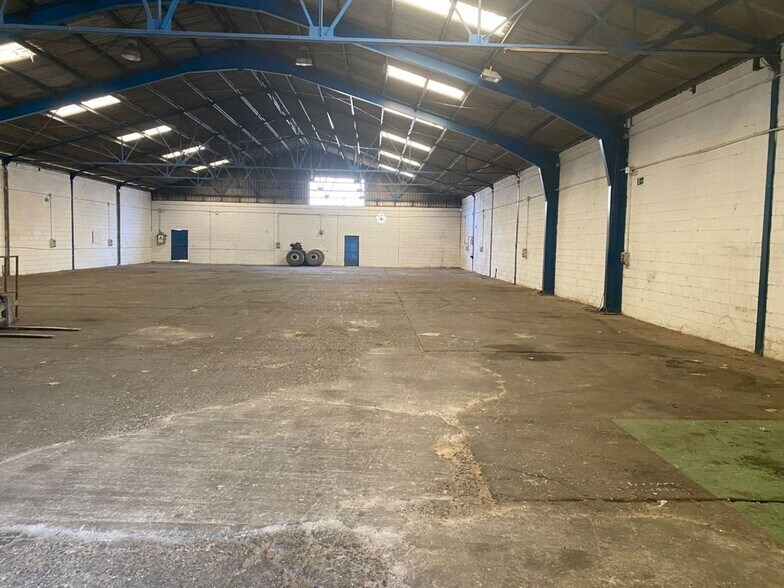 Calle de Fridex Tres, Alcala de Guadaira, Polígono, S/N, SEVILLA, Sevilla en alquiler - Foto del edificio - Imagen 1 de 10