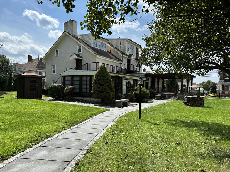 793 Penns Park Rd, Newtown, PA en venta - Foto del edificio - Imagen 3 de 28