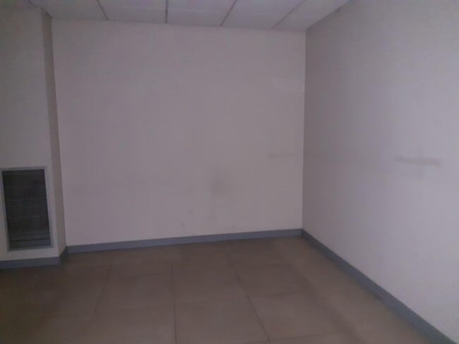 Más detalles de Carrer Menendez y Pelayo,de, 52, Terrassa - Edificio residencial​ en venta