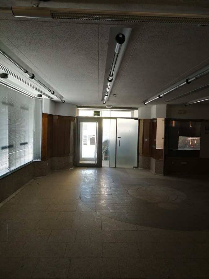 Albacete, ALB 02001 - Unidad - - - Foto del interior - Image 1 of 4