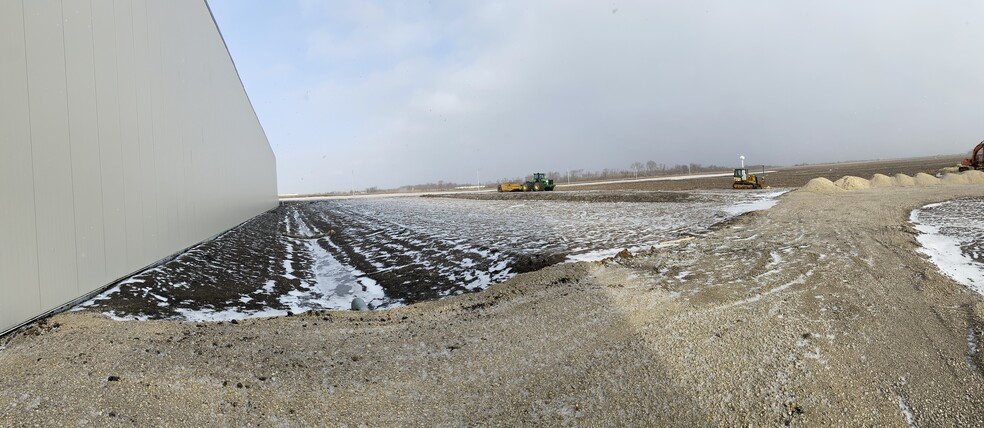 4907 Interstate Blvd, Caledonia, IL en alquiler - Foto del edificio - Imagen 2 de 3