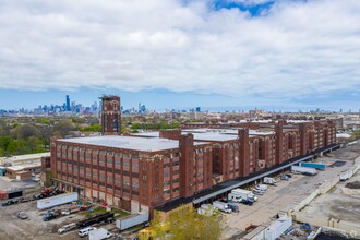 1965 W Pershing Rd, Chicago, IL en alquiler Foto del edificio- Imagen 1 de 1