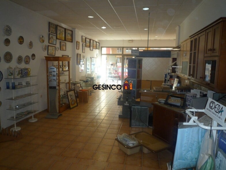 Local en Ontinyent, Valencia en venta - Foto del edificio - Imagen 3 de 5