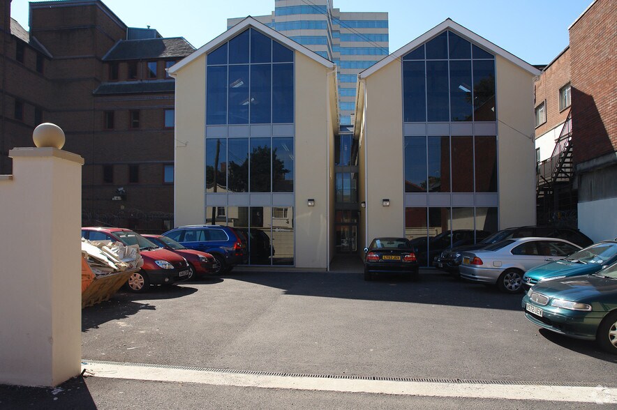 19 Newport Rd, Cardiff en alquiler - Foto del edificio - Imagen 2 de 4