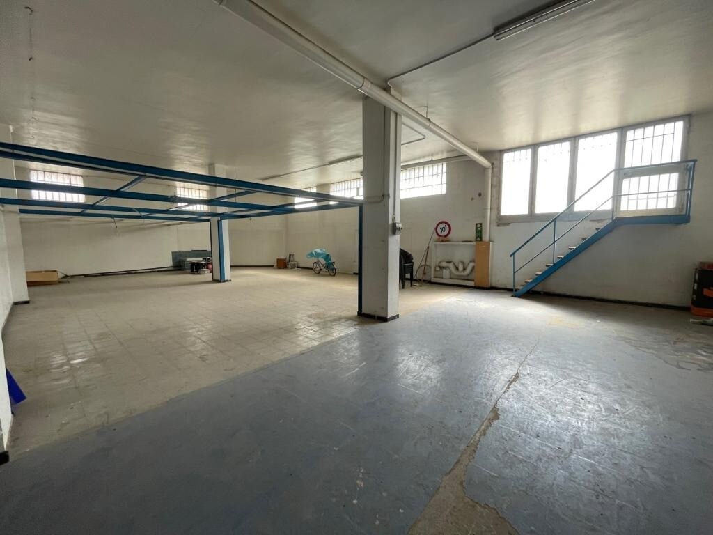 Montcada i Reixac, BAR 08110 - Unidad 2 -  - Foto del interior - Image 1 of 5