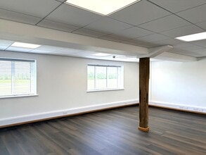 Warren House Rd, Wokingham en alquiler Foto del interior- Imagen 1 de 6
