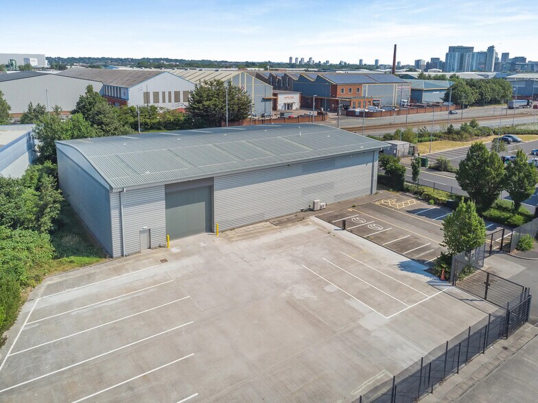 Central Trading Estate, Trafford Park, Manchester en alquiler - Foto del edificio - Imagen 1 de 10
