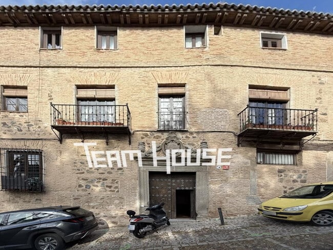 Más detalles de Calle Santa Leocadia, 4, Toledo - Otros usos en venta