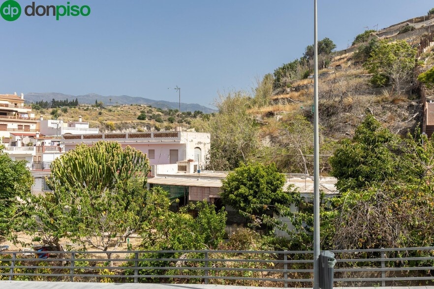 Calle Rambla del Espinar, 22, Almuñécar, Granada en venta - Foto del edificio - Imagen 3 de 27