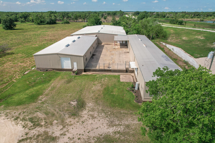 7002 Bissell Rd, Manvel, TX en alquiler - Foto del edificio - Imagen 2 de 44