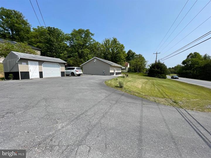 4278 Valley Rd, Berkeley Springs, WV en venta - Foto principal - Imagen 1 de 8