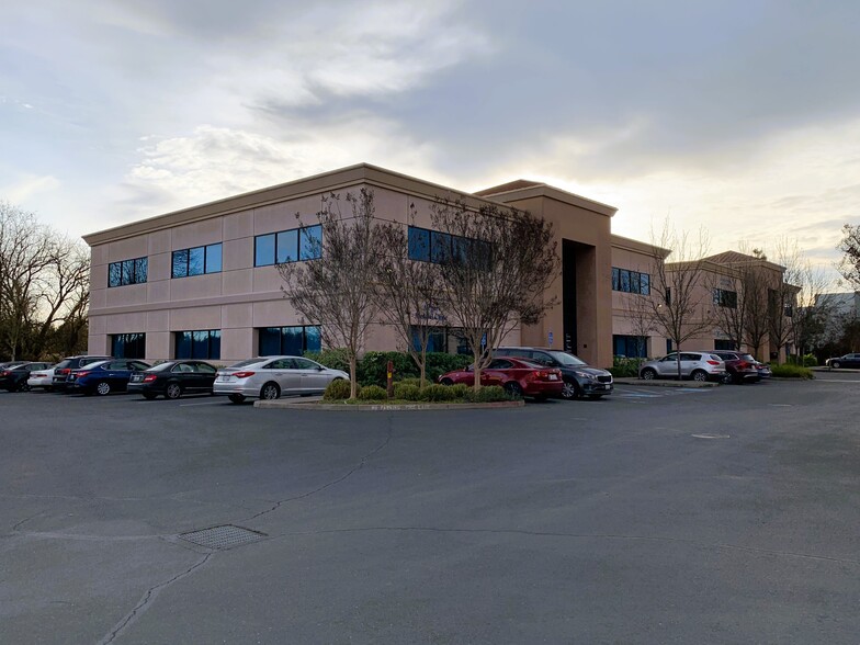 3775 Brickway Blvd, Santa Rosa, CA en venta - Foto del edificio - Imagen 2 de 7