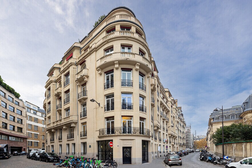 2 B Rue Lord Byron, Paris en venta - Foto del edificio - Imagen 2 de 5