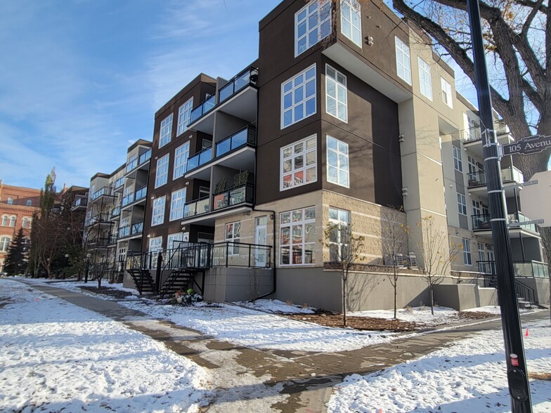 10411 122 St NW, Edmonton, AB en venta - Foto principal - Imagen 2 de 2