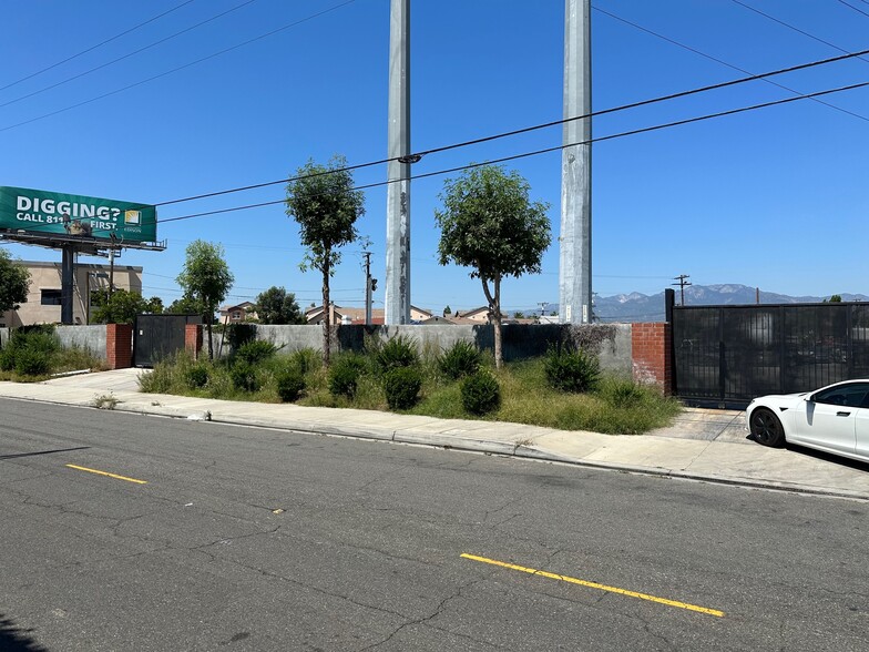 12819 Garvey Ave, Baldwin Park, CA en alquiler - Foto del edificio - Imagen 3 de 8