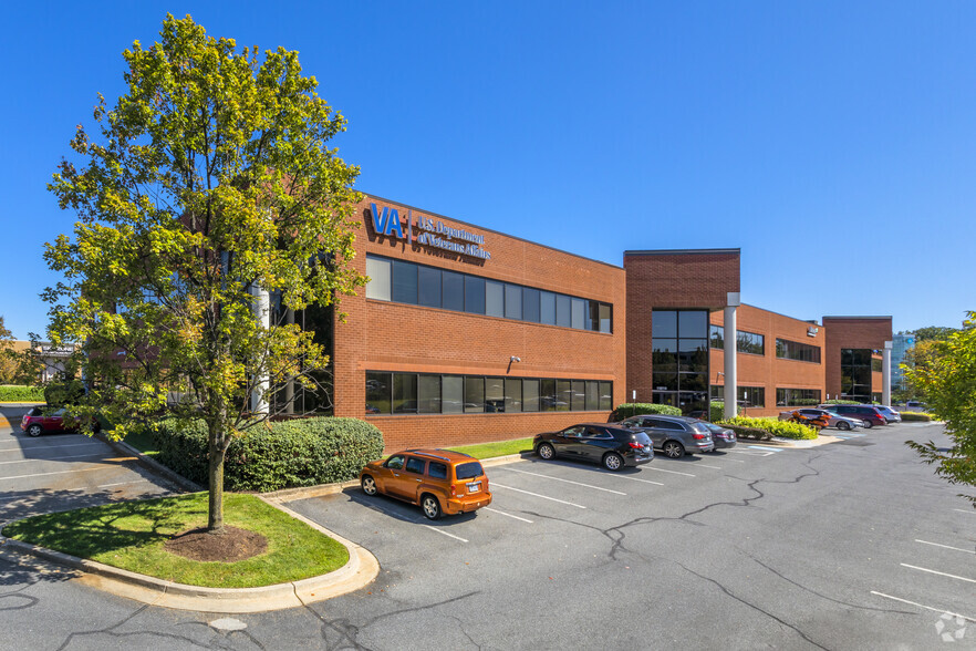 15800-15810 Gaither Dr, Gaithersburg, MD en alquiler - Foto del edificio - Imagen 1 de 7