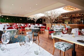 Más detalles de Chorley Rd, Bolton - Local en venta