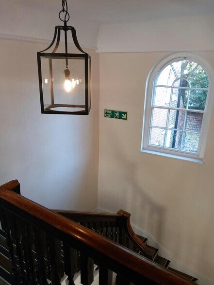 2 West St, Henley On Thames en alquiler - Foto del edificio - Imagen 2 de 13