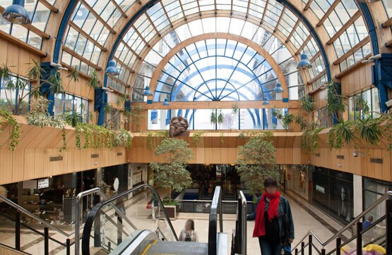 Local en Vigo en venta - Vestíbulo - Imagen 2 de 9