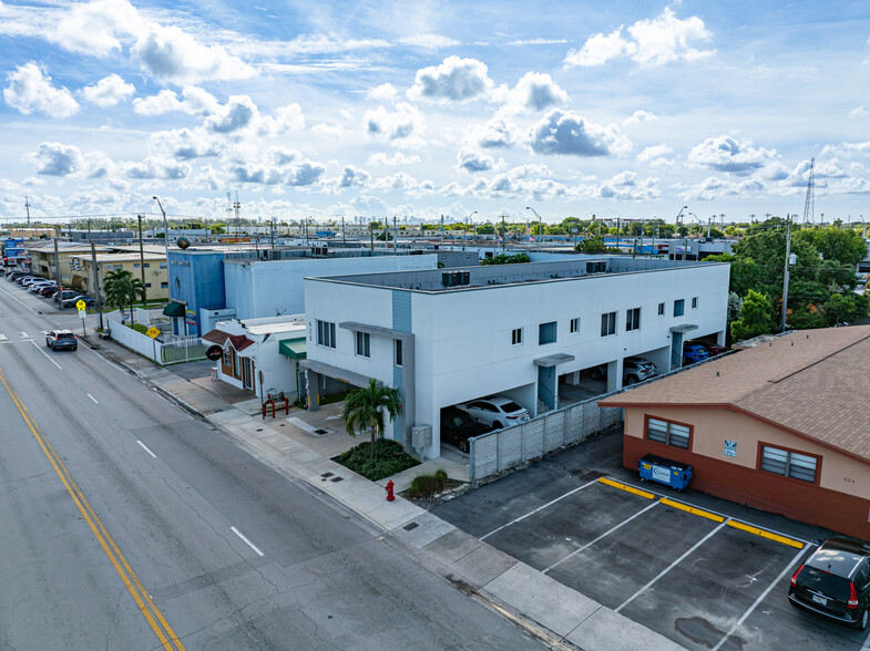 620 W 29th St, Hialeah, FL en venta - Foto del edificio - Imagen 2 de 23