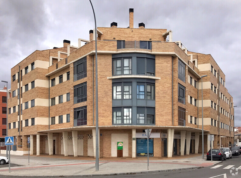 Edificios residenciales en Ávila, Ávila en venta - Foto principal - Imagen 1 de 2