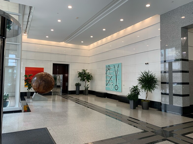 2100 3rd Ave N, Birmingham, AL en alquiler - Lobby - Imagen 3 de 5