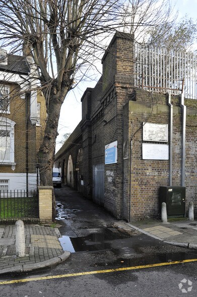 533-540 Barrington Rd, London en alquiler - Foto del edificio - Imagen 3 de 6