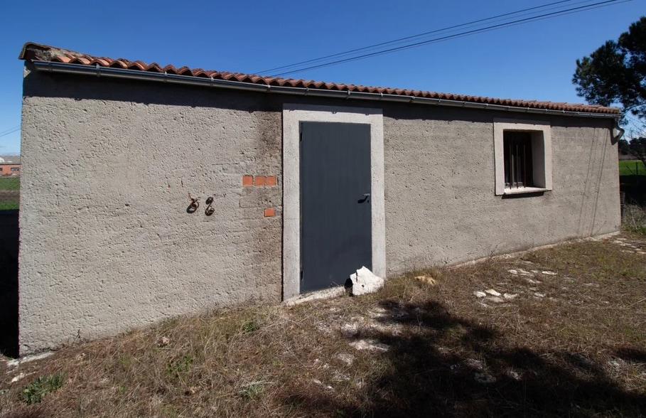 Nave en Fuenterrebollo, Segovia en venta - Foto del edificio - Imagen 2 de 8