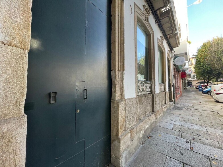 Local en Ferrol, La Coruna en alquiler - Foto del edificio - Imagen 2 de 15