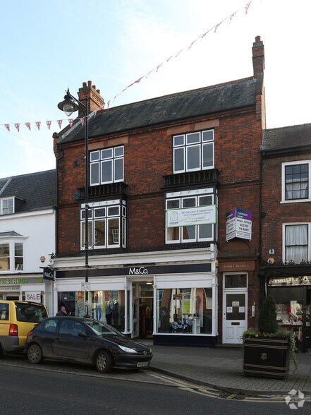 39-41 High St, Newmarket en alquiler - Foto del edificio - Imagen 2 de 2