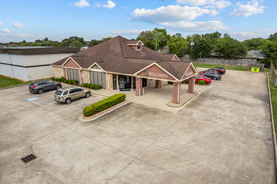 10611 W Fairmont Pky, La Porte, TX en alquiler - Foto del edificio - Imagen 2 de 25