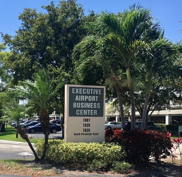 1925 S Perimeter Rd, Fort Lauderdale, FL en alquiler - Foto del edificio - Imagen 3 de 4