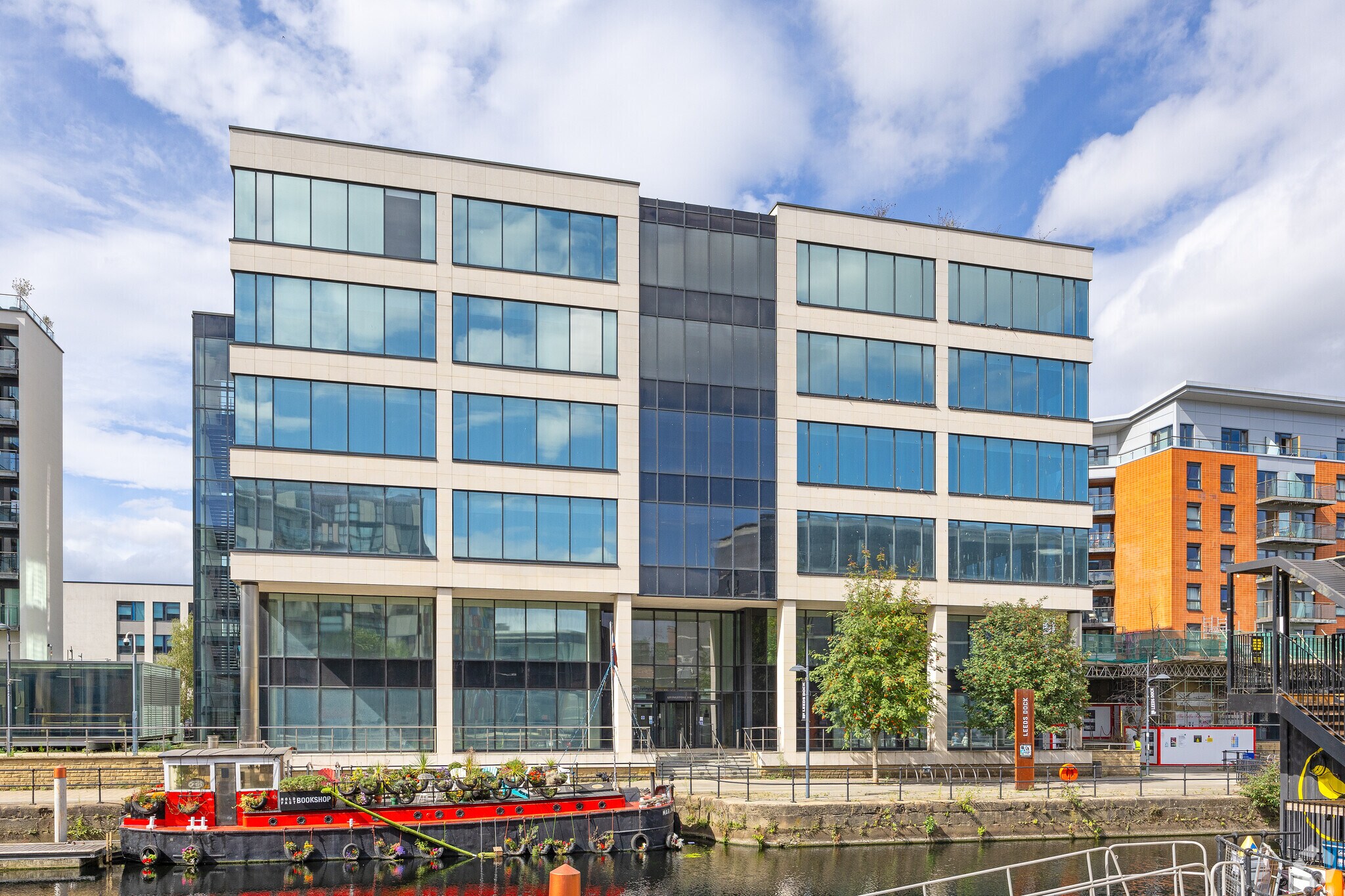 The Leeds Dock Estate cartera de 5 inmuebles en venta en LoopNet.es Foto principal- Imagen 1 de 13