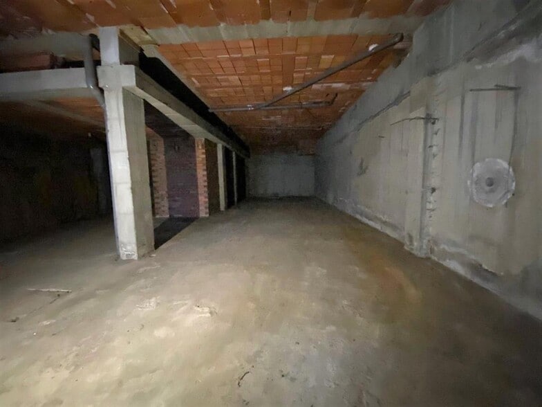 Local en Ponferrada en venta - Foto del edificio - Imagen 3 de 6