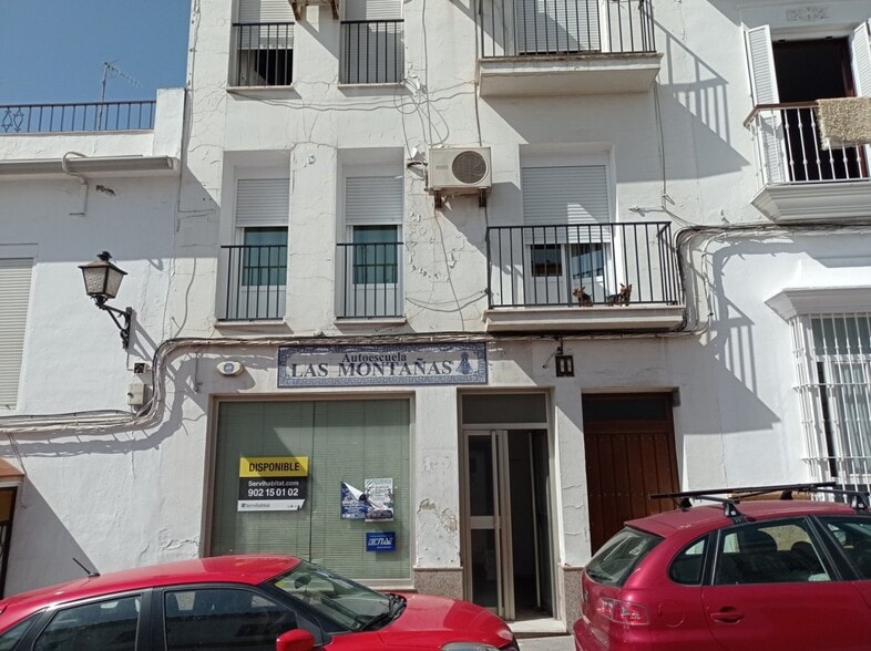 Local en Villamartín, Cádiz en venta - Foto del edificio - Imagen 2 de 18