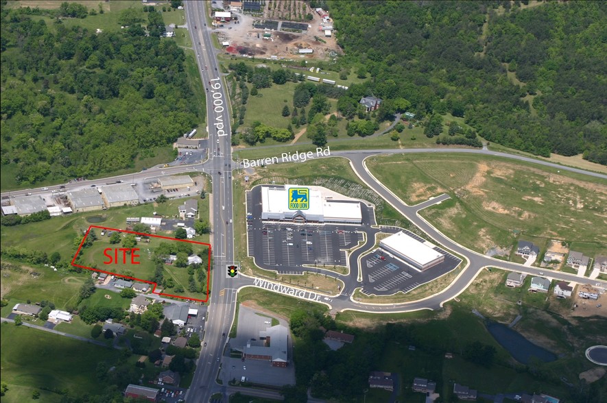 1475 Jefferson Hwy, Fishersville, VA en venta - Foto del edificio - Imagen 3 de 5