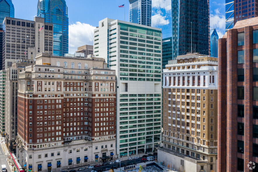 1650 Arch St, Philadelphia, PA en alquiler - Foto del edificio - Imagen 1 de 27