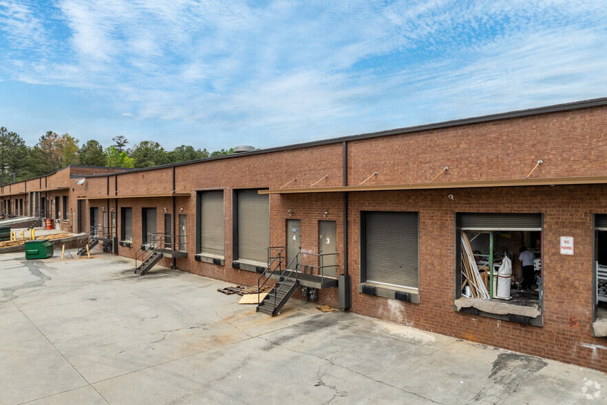 3073 McCall Dr, Doraville, GA en alquiler - Foto del edificio - Imagen 2 de 4