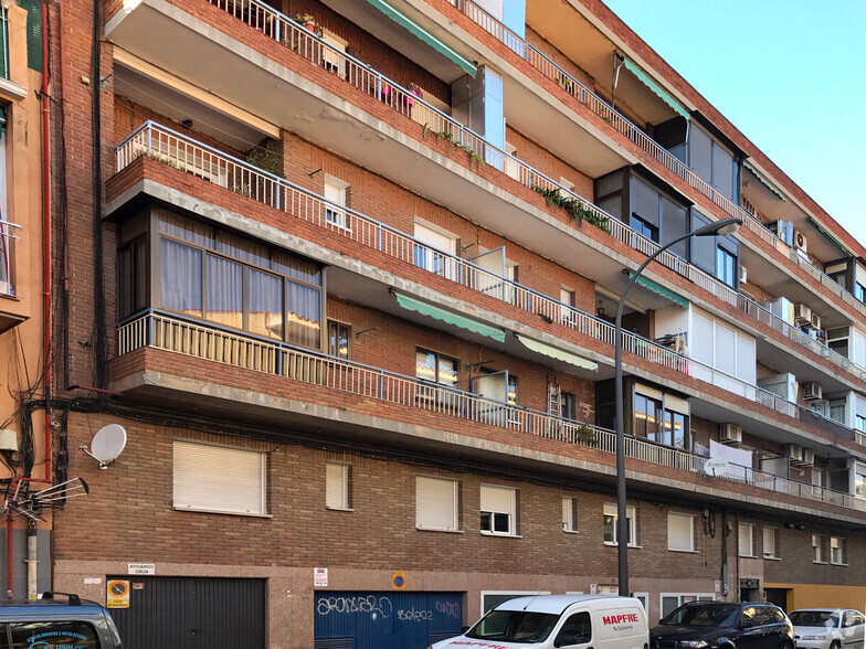 Calle Jacinto Benavente, 21, Getafe, Madrid en venta - Foto del edificio - Imagen 2 de 2