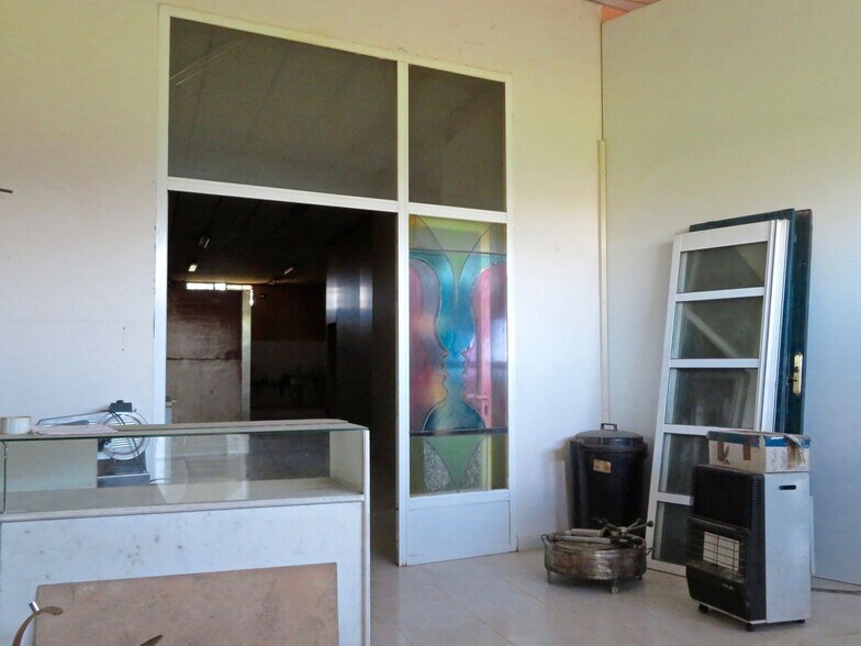 Local en Negreira, La Coruna en alquiler - Foto del interior - Imagen 1 de 19